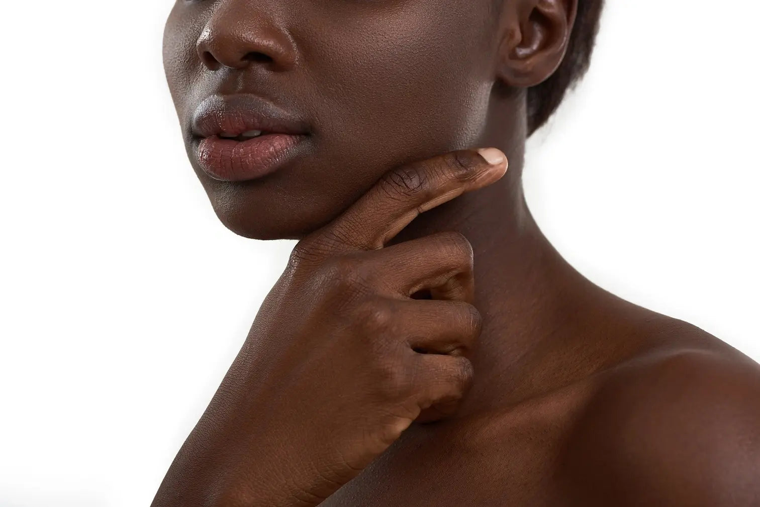 What's the Connection Between Dehydration and Dry Lips?